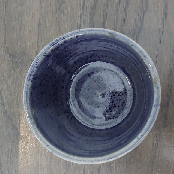 Small handmade drinking vessel - Picture 3 of 4